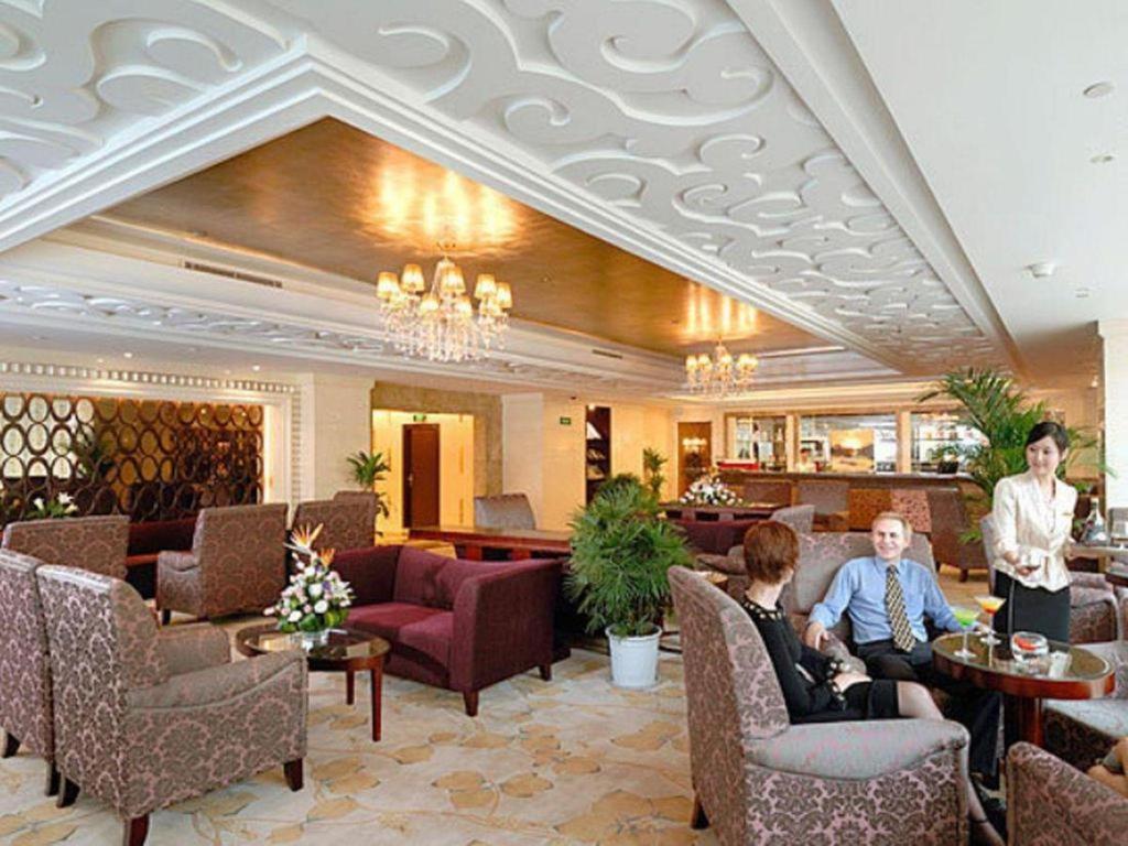 Golden Eagle Summit Hotel Downtown Nankin Extérieur photo